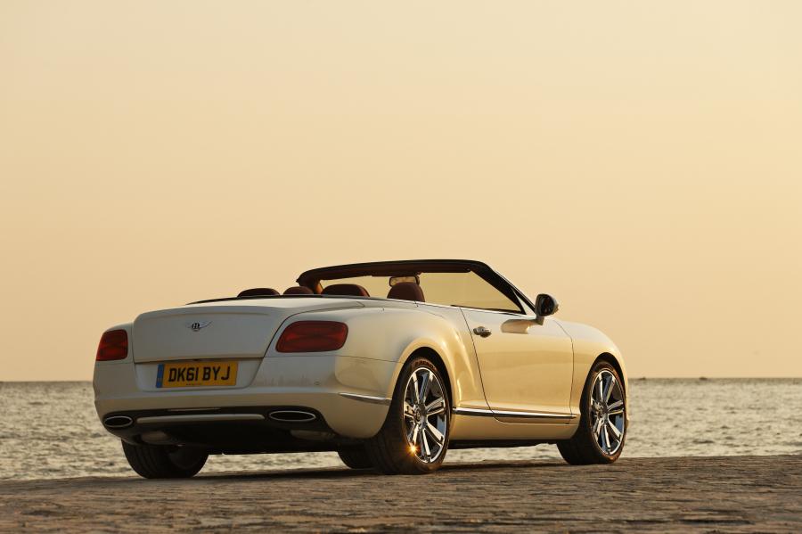  Bentley Continental GTC 2011 года  (фото 9 из 167)